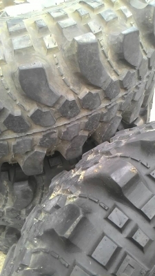 ขายยางตะขาบ 35 X 10.5 R16 Silver Stone ปี 11 พร้อมล้อ