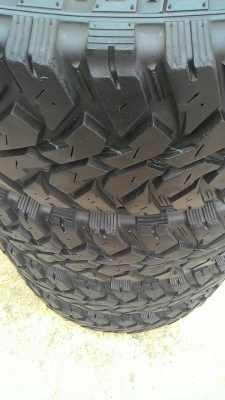 ขาย Mud Maxxis 764 ขนาด 265/75R16 ปลายปี 11