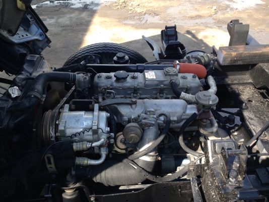 6ล้อดั้มเล็กอีซูซุNKR/100HP(รถห้าง)