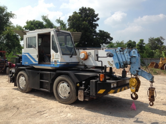 โปรโมชั่นส่งท้ายปี เครน 4ล้อ 8ตัน TADANO TR80M-1 ขาไขว้( X-Type) นำเข้าจากญี่ปุ่น 090-986-2521