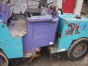 รถบดอัด เอวอ่อน สั่นสะเทือน หน้าเหล็กหลังยาง BOMAG: BW121AC พร้อมใช้งาน รถบดอัด เอวอ่อน สั่นสะเทือน หน้าเหล็กหลังยาง BOMAG: BW121AC พร้อมใช้งาน