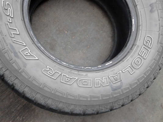 245/70R16 YOKOHAMA GEOLANDAR A/T-S มี 1 เส้น TEL.081-427-3941 245/70R16 YOKOHAMA GEOLANDAR A/T-S มี 1 เส้น TEL.081-427-3941