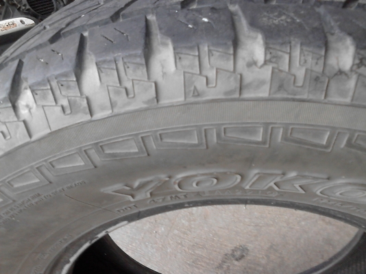 245/70R16 YOKOHAMA GEOLANDAR A/T-S มี 1 เส้น TEL.081-427-3941 245/70R16 YOKOHAMA GEOLANDAR A/T-S มี 1 เส้น TEL.081-427-3941
