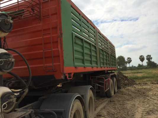 ขายหางเซมิดั้ม2เพลาอู่ชัยเจริญยาว8เมตรต่อมาใช้ได้ปีกว่าๆทรงสวย