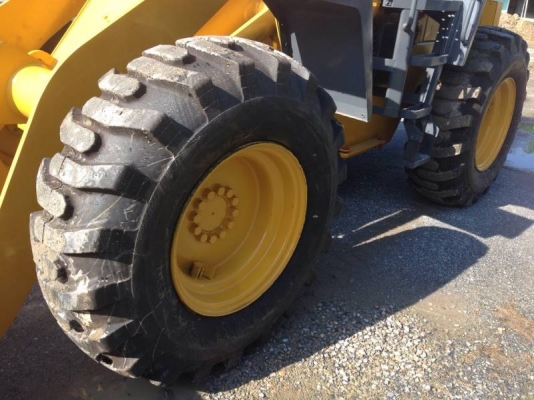 มาใหม่!!! รถตัก Komatsu WA 120-3 ซีเรียลสูง เครื่องดำรุ่นใหม่ สภาพพร้อมมาก หาที่ติไม่เจอ 090-986-2521 อ๊อบ