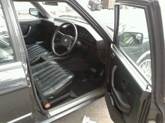 BMW520i E28 BMW520i E28