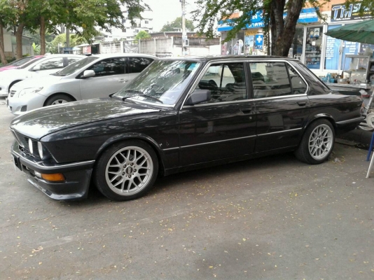 BMW520i E28 BMW520i E28