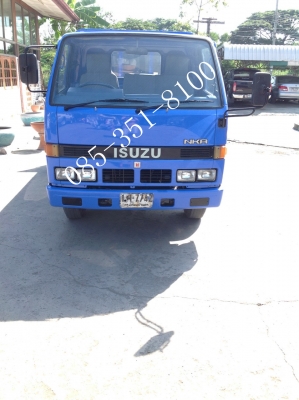 รถบรรทุกสี่ล้อ NKR