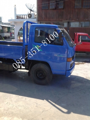 รถบรรทุกสี่ล้อ NKR