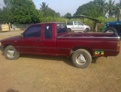 ขายรถกะบะไมตี้เอ็กแค๊ป    จดทะเบียนพ.ศ35   ทะเบียนเต็มสนใจ0883009166