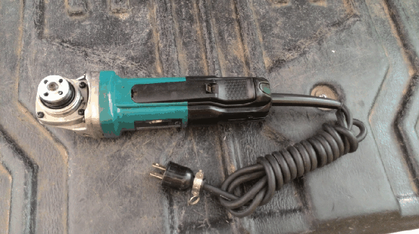 ขายหินเจียร 4นิ้ว Makita 9556HP 840W. 11000/min.