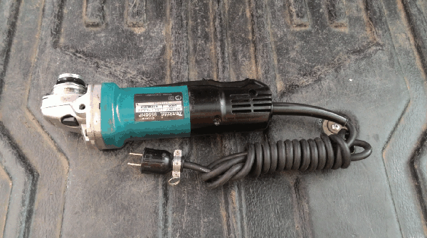 ขายหินเจียร 4นิ้ว Makita 9556HP 840W. 11000/min.