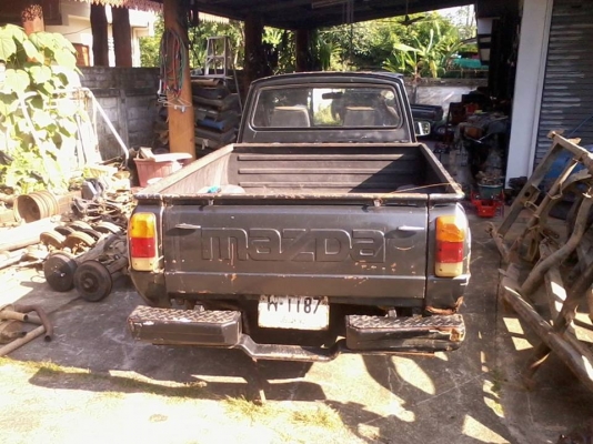 มาสด้า 1300 แยกขายเป็นอะไหล่ครับ มาสด้า 1300 แยกขายเป็นอะไหล่ครับ