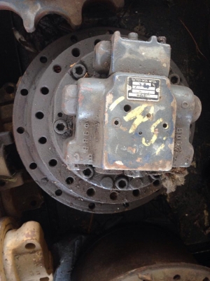 ตัวเดินนอก SK120 ญี่ปุ่น ตัวเดินใส่รถรุ่น SK120-3 ,SK120-5 ,PC120-5 ,PC120-6 ตัวเดินนอกญี่ปุ่นไม่เคยใช้งานในไทย ราคาลูกละ120,000บาท ราคาลดได้ รับประกันสินค้าซื้อไปใช้ไม่ได้คืนเงินเต็มจำนวน ตัวเดินนอก SK120 ญี่ปุ่น ตัวเดินใส่รถรุ่น SK120-3 ,SK120-5 ,PC120-5 ,PC120-6 ตัวเดินนอกญี่ปุ่นไม่เคยใช้งานในไทย ราคาลูกละ120,000บาท ราคาลดได้ รับประกันสินค้าซื้อไปใช้ไม่ได้คืนเงินเต็มจำนวน