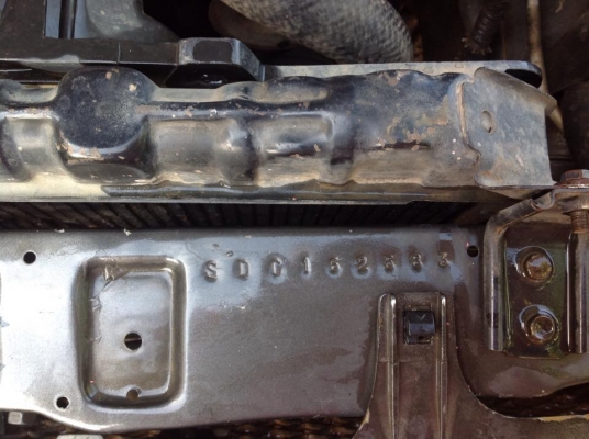 ขายนิสสันบิ๊กเอ็มปี 93 เครื่อง 2500 ซีซี ฝาแดง สภาพพร้อมใช้งาน