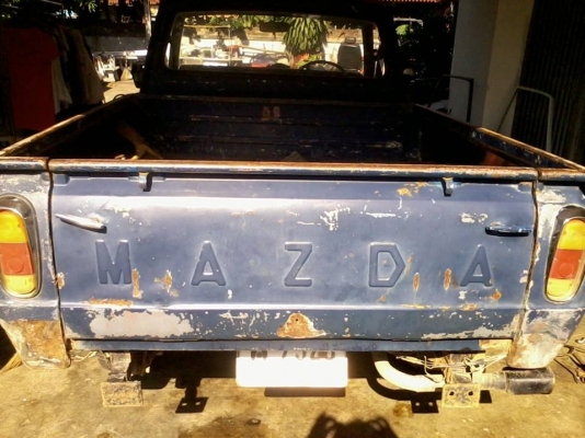 มาสด้า 1000  แยกขายเป็นอะไหล่ครับ 088-4050628