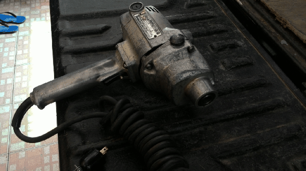 ขายสว่านรอบช้า(แท่นแม่เหล็ก) HITACHI DU-PN2 20mm. ELECTRIC DRILL.