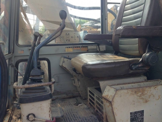 KOMATSU PC100-3 รถใน เอกสารใบซื้อขาย KOMATSU PC100-3 รถใน เอกสารใบซื้อขาย