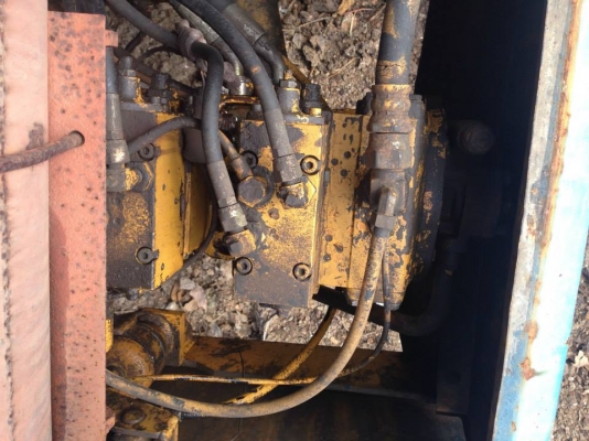 KOMATSU PC100-3 รถใน เอกสารใบซื้อขาย KOMATSU PC100-3 รถใน เอกสารใบซื้อขาย