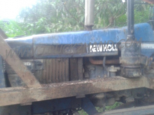 รถไถ FORD NEWHOLLAND รุ่น 6640 มีเอกสารหน้าเล่มด้วย รถไถ FORD NEWHOLLAND รุ่น 6640 มีเอกสารหน้าเล่มด้วย