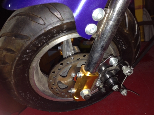 รถมอเตอร์ไซด์เล็กเครื่อง50CC 2 จังหวะ CDI รับนน.ได้ 70 kg.เร็ว 70 กม/ชม