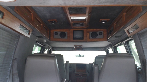 ขาย CHEVY -VAN &#039; 94 สวย พร้อมใช้ ครับ.!