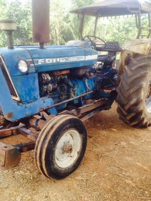 ต้องการขายด่วน Ford