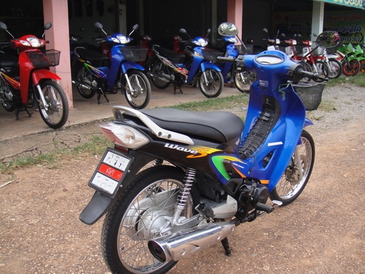 เวฟ125 สีน้ำเงิน-ดำ ทะเบียนพร้อมชุดโอน ราคา 16,000 คับ
