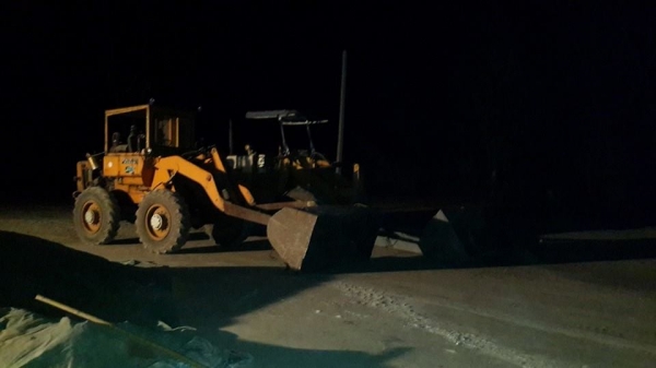 **420,000 บ.ต่อรอง**ขายรถตักล้อยาง KOMATSU JH30B -5902 เอวแข็ง ต่อแขน เครื่องเดิมปั้มเดิม เครื่อง ISUZU DA220 4สูบ 65 HP แน่นๆ แรงๆ ปั้มดี ระบบไฮฯใช้งานปกติ บุ้งกี๋ดีมีปะหน่อย แขนดี ต่อแขนแล้ว ช่วงล่างดีแน่นดี ยางสวย4เส้น บอดี้ดี มีผุนิดหน่อย กระจกเก๋งแตก