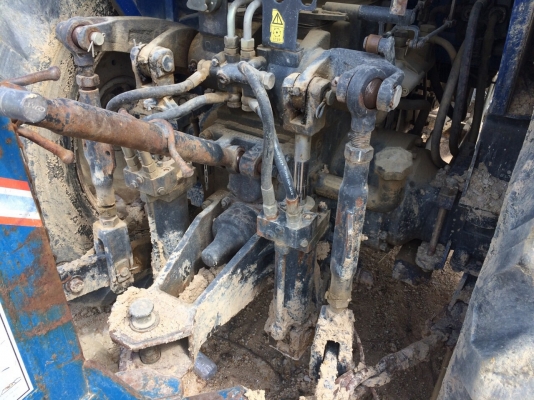 รถไถยูโรแทรค100แรงม้า2เพลาออกห้างป้ายแดงปี54 รถไถยูโรแทรค100แรงม้า2เพลาออกห้างป้ายแดงปี54