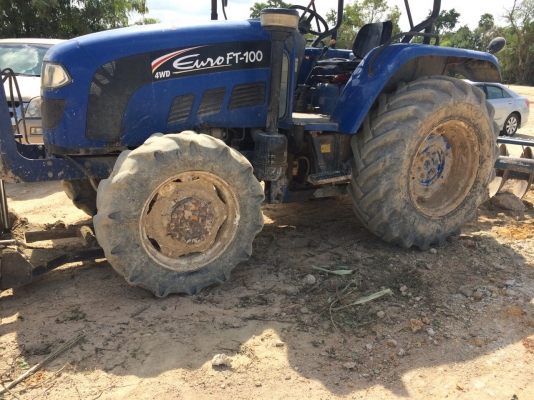 รถไถยูโรแทรค100แรงม้า2เพลาออกห้างป้ายแดงปี54 รถไถยูโรแทรค100แรงม้า2เพลาออกห้างป้ายแดงปี54