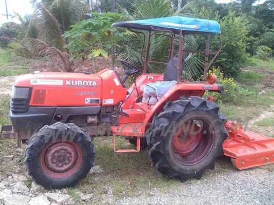 รถไถ ยี่ห้อ KUBOTA รุ่น L3408 2 เพลา มีเล่มทะเบัยน รถไถ ยี่ห้อ KUBOTA รุ่น L3408 2 เพลา มีเล่มทะเบัยน