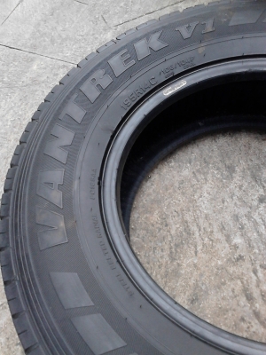 195R14   มี 3 เส้น   โทร.081-427-3941