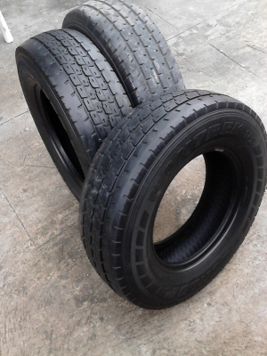 195R14   มี 3 เส้น   โทร.081-427-3941