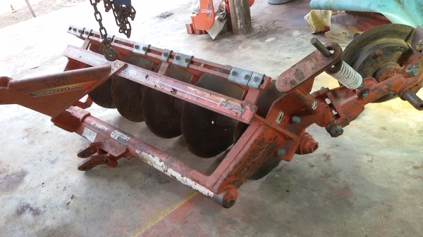 ปัญญาแทรคเตอร์..จัดมาให้ครับ ด่วน!!!คูโบต้า L3208 LIMITED พร้อมใบมีดคานบนSD140พร้อมผาน5 รถไร่ (ยางใหม่ 4เส้น)เล่มทะเบียนพร้อม