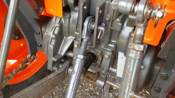 ปัญญาแทรคเตอร์..จัดมาให้ครับ ด่วน!!!คูโบต้า L3208 LIMITED พร้อมใบมีดคานบนSD140พร้อมผาน5 รถไร่ (ยางใหม่ 4เส้น)เล่มทะเบียนพร้อม