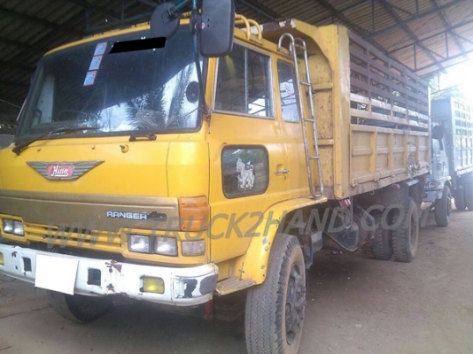 รถบรรทุก 6 ล้อดัมพ์ ยี่ห้อ HINO   รุ่น FD174B  ขนาด 195 แรงม้า