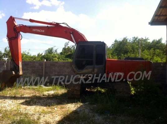 รถแบคโฮ ยี่ห้อ HITACHI มีเล่มทะเบียน ปีจดทะเบียน 2555 รุ่น EX200-3 รถแบคโฮ ยี่ห้อ HITACHI มีเล่มทะเบียน ปีจดทะเบียน 2555 รุ่น EX200-3