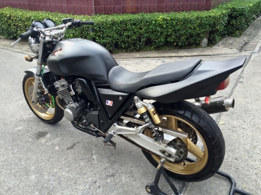 CB 400 ปี 93 สพม 55500 บาท รับซื้อขายแลกเปลี่ยนครับ CB 400 ปี 93 สพม 55500 บาท รับซื้อขายแลกเปลี่ยนครับ