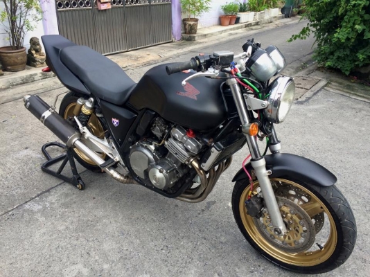 CB 400 ปี 93 สพม 55500 บาท รับซื้อขายแลกเปลี่ยนครับ CB 400 ปี 93 สพม 55500 บาท รับซื้อขายแลกเปลี่ยนครับ