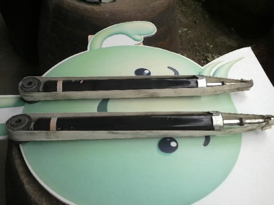 ขายโช็คหลังยาริส ราคารวมส่ง