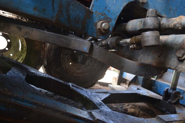 ขายรถไถford 6610 เสื้อลายไอดีโต พวงมาลัยพาวเวอร์เอกสารครบ อุปกรณ์2อย่าง ใบมีดดันดินพร้อมหาง3 ภาษีไม่ขาด เป็นรถประเภทใช้ในการเกษตรต่อภาษี50บาทต่อปีครับ