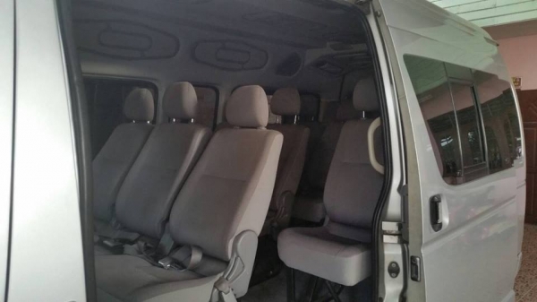 **600,000 บ.ต่อรอง**ขายรถตู้ เดิมๆบางๆ TOYOTA COMMUTER 2.5 D4D โฉมหลังคาสูง ปี48/05 เครื่องเดิมเกียร์เดิม แน่นๆ แห้งๆ แรง ไม่มีเยิ้ม เกียร์ดีไม่มีหอน หน้า-หลังเดิมๆไม่เคยชนหนัก ช่วงล่างหนึบ ภายในสวยเดิม พ.พาวเวอร์ แอร์เย็น เครื่องเสียงไพเราะ ล้อแม็กสวย ยา **600,000 บ.ต่อรอง**ขายรถตู้ เดิมๆบางๆ TOYOTA COMMUTER 2.5 D4D โฉมหลังคาสูง ปี48/05 เครื่องเดิมเกียร์เดิม แน่นๆ แห้งๆ แรง ไม่มีเยิ้ม เกียร์ดีไม่มีหอน หน้า-หลังเดิมๆไม่เคยชนหนัก ช่วงล่างหนึบ ภายในสวยเดิม พ.พาวเวอร์ แอร์เย็น เครื่องเสียงไพเราะ ล้อแม็กสวย ยา