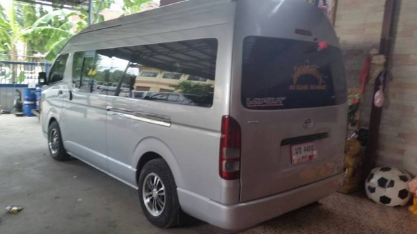 **600,000 บ.ต่อรอง**ขายรถตู้ เดิมๆบางๆ TOYOTA COMMUTER 2.5 D4D โฉมหลังคาสูง ปี48/05 เครื่องเดิมเกียร์เดิม แน่นๆ แห้งๆ แรง ไม่มีเยิ้ม เกียร์ดีไม่มีหอน หน้า-หลังเดิมๆไม่เคยชนหนัก ช่วงล่างหนึบ ภายในสวยเดิม พ.พาวเวอร์ แอร์เย็น เครื่องเสียงไพเราะ ล้อแม็กสวย ยา **600,000 บ.ต่อรอง**ขายรถตู้ เดิมๆบางๆ TOYOTA COMMUTER 2.5 D4D โฉมหลังคาสูง ปี48/05 เครื่องเดิมเกียร์เดิม แน่นๆ แห้งๆ แรง ไม่มีเยิ้ม เกียร์ดีไม่มีหอน หน้า-หลังเดิมๆไม่เคยชนหนัก ช่วงล่างหนึบ ภายในสวยเดิม พ.พาวเวอร์ แอร์เย็น เครื่องเสียงไพเราะ ล้อแม็กสวย ยา