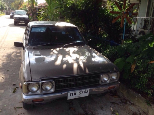 ขายโตโยต้า รถเก๋งรุ่นเก่า RT 100