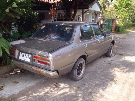 ขายโตโยต้า รถเก๋งรุ่นเก่า RT 100