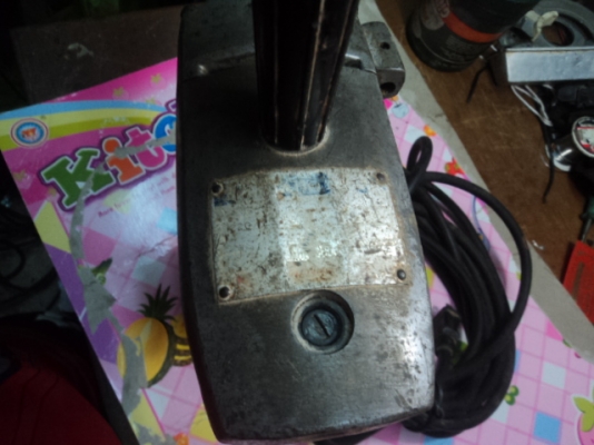 สว่าน 1 ตัวครับ เปลียนหัวเป็นเครื่องขัดสีได้ครับ 1500 ทนอึดไม่ร้อน สว่าน 1 ตัวครับ เปลียนหัวเป็นเครื่องขัดสีได้ครับ 1500 ทนอึดไม่ร้อน