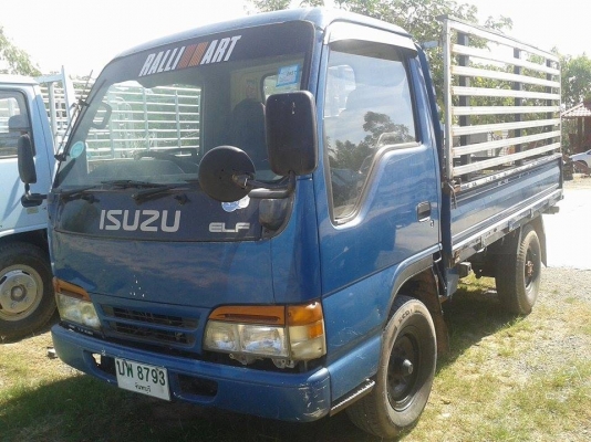 ขายISUZU 4ล้อหัวการ์ตูน เครื่องดี คัชซีสวย ภายในสวย สภาพพร้อมใช้งาน เอกสารพร้อมโอน สนใจโทร090-8588220คุณนะ ID:narong498 หรือwww.truck.in.th/498 หรือFB:ณรงค์ ซื้อขายรถมือสอง(เว็บไซต์ส่วนตัว) จัดไฟแนนซ์ได้ เงื่อนไขง่ายๆวันเดียวรับรถ