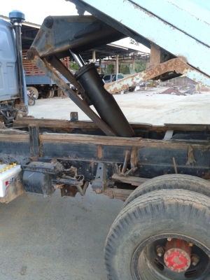 ขายรถบรรทุก 6 ล้อดัมพ์ ยี่ห้อ ISUZU รุ่น NKR