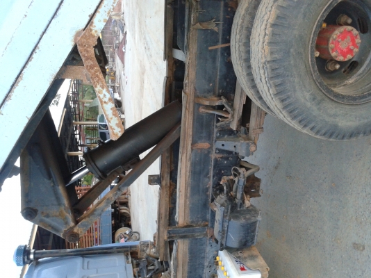 ขายรถบรรทุก 6 ล้อดัมพ์ ยี่ห้อ ISUZU รุ่น NKR